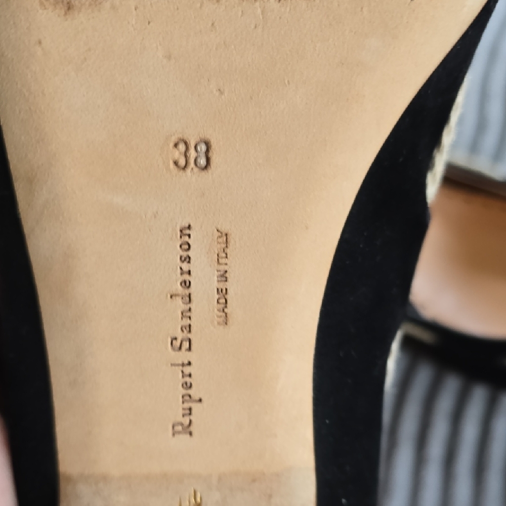 Rupert Sanderson Black Flats with Cream Tassels - Picture 5 of 8